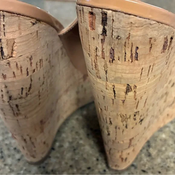 Gently Used Christian Louboutin Tan Peep-Toe Slingback Heel sz 36 box dusters - Picture 7 of 10